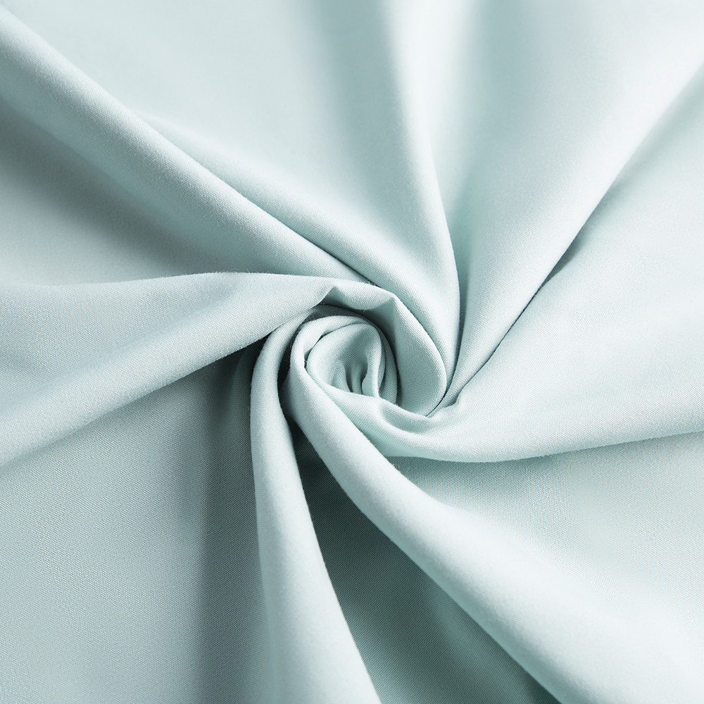 Tovární přímý prodej 100% polyesterová mikrovláknová kartáčovaná barvená domácí textilie