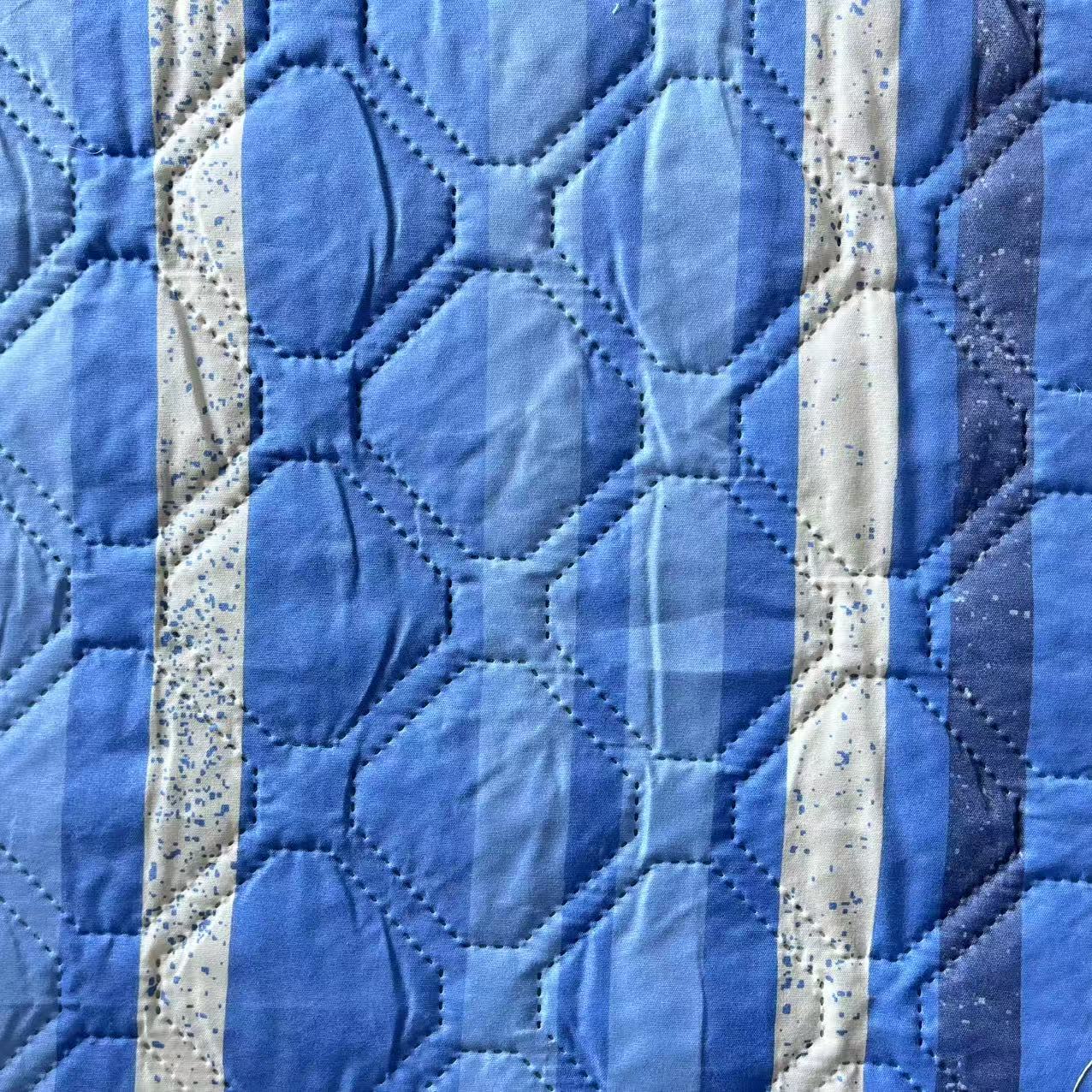 Ultrazvuková tkanina s pigmentovým potiskem z mikrovlákna